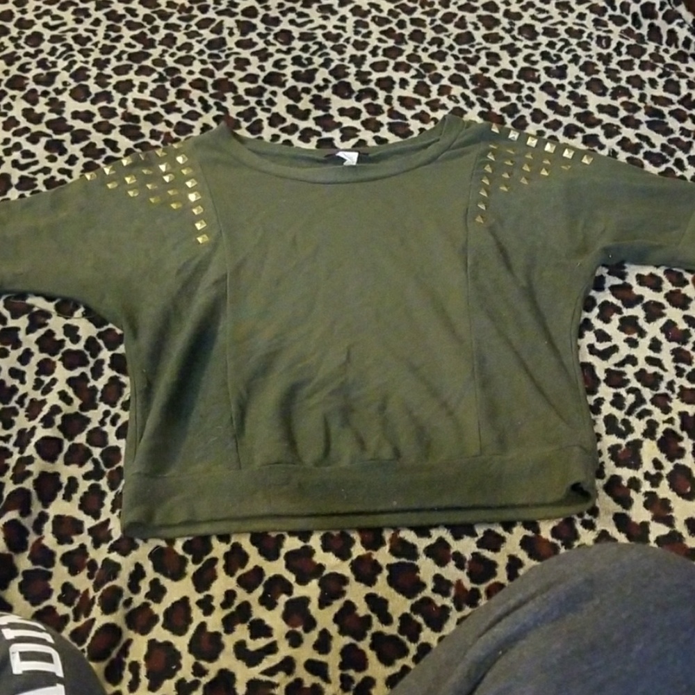 Shirt sweater